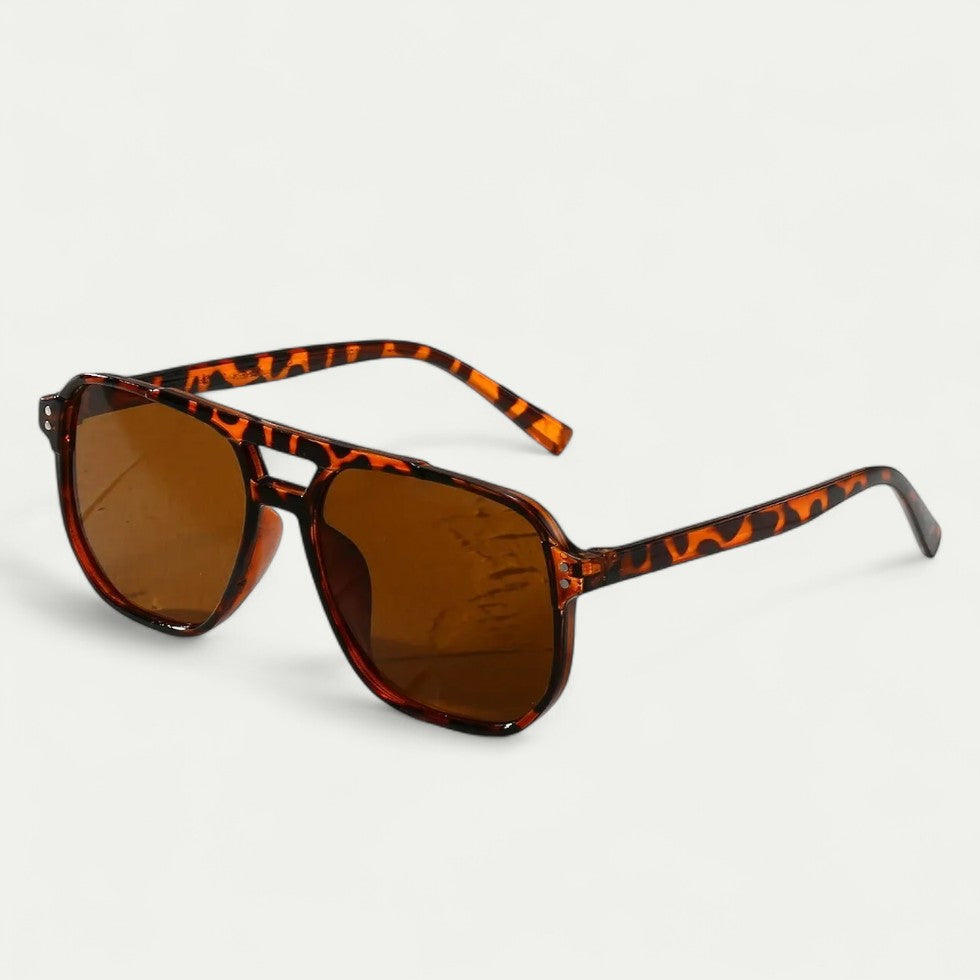 Aviator Style Gradient Lens Sunglasses for Everyday Wear