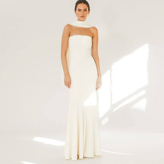 Strapless Ribbed Maxi Dress for Wedding and Evening Glamour