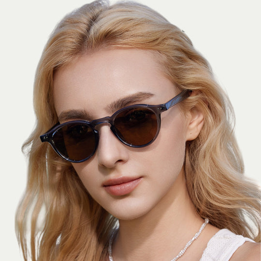 Unisex Polarised Sunglasses UV Shield Small Frame