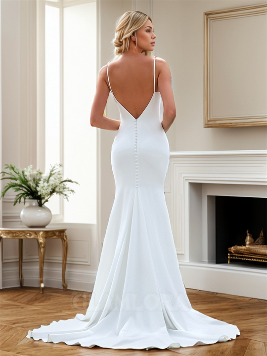 Minimalist Mermaid Bridal Gown with Open Back Detailing