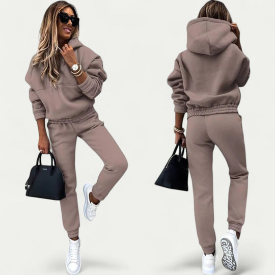 Sporty Winter Lounge Tracksuit for Women
