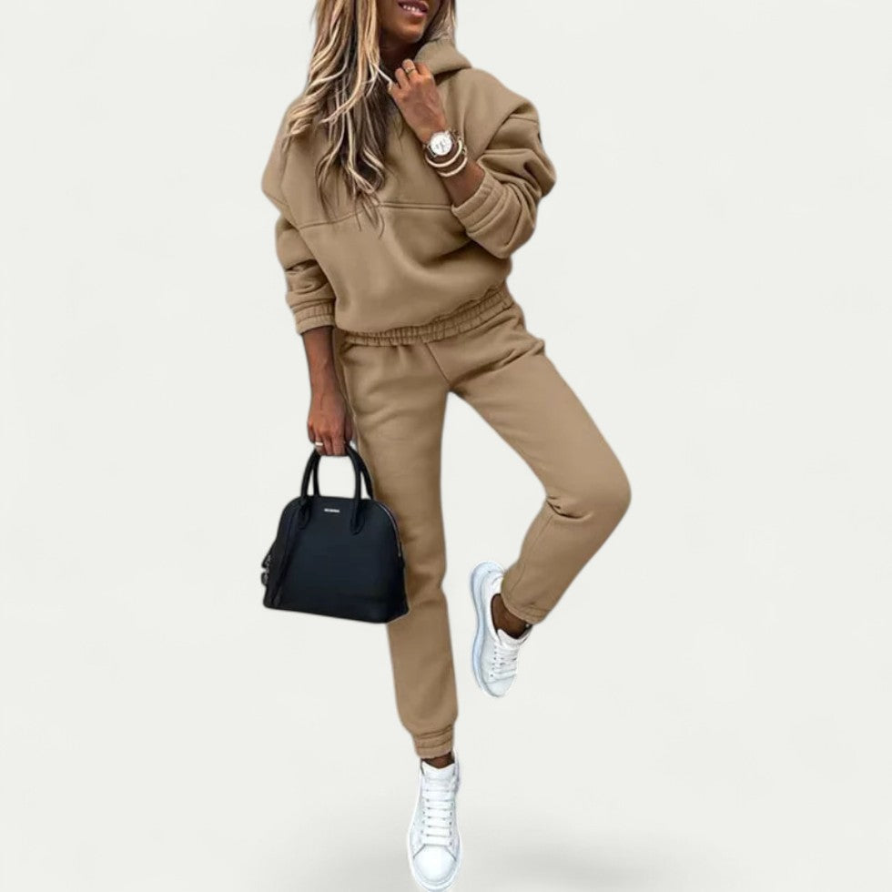 Sporty Winter Lounge Tracksuit for Women