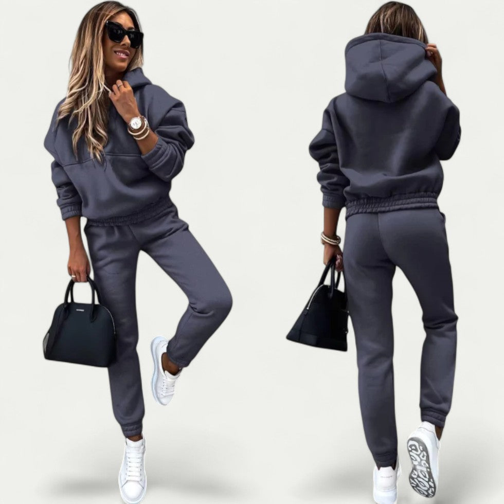 Sporty Winter Lounge Tracksuit for Women
